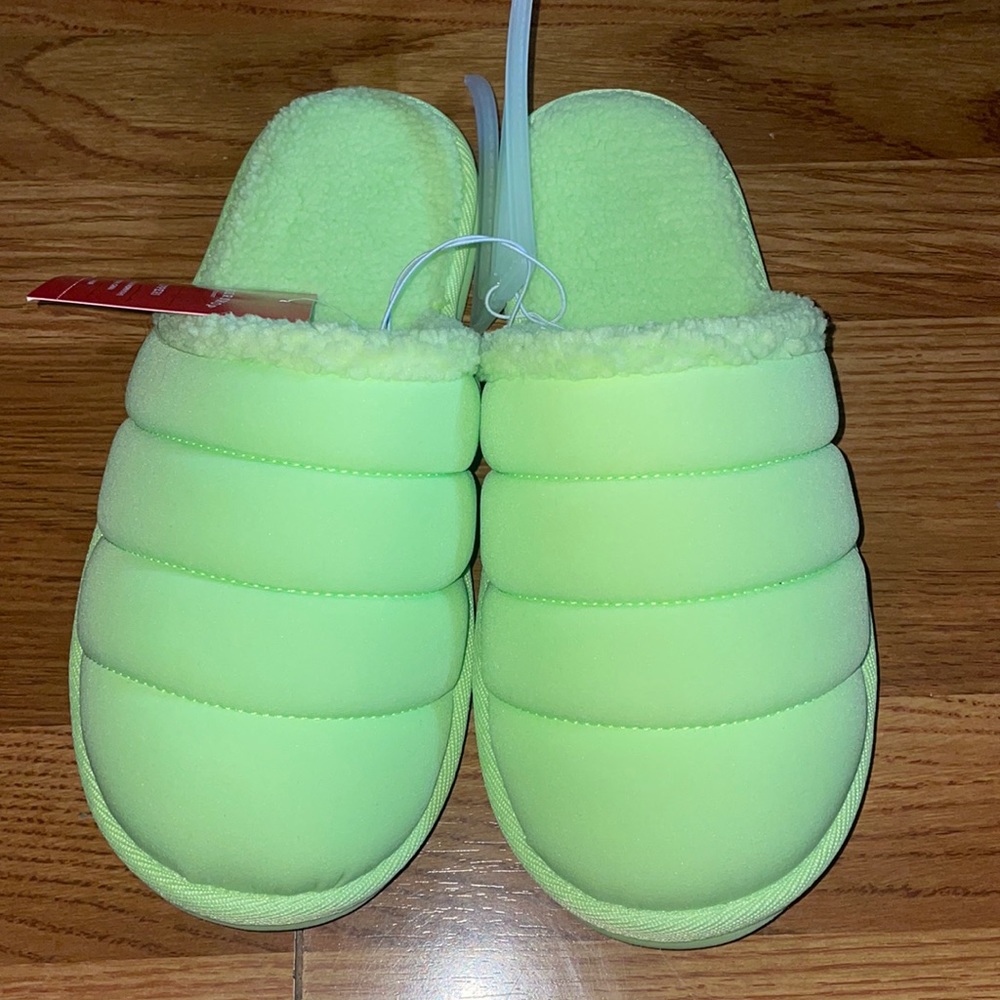 TARGET SLIPPERS